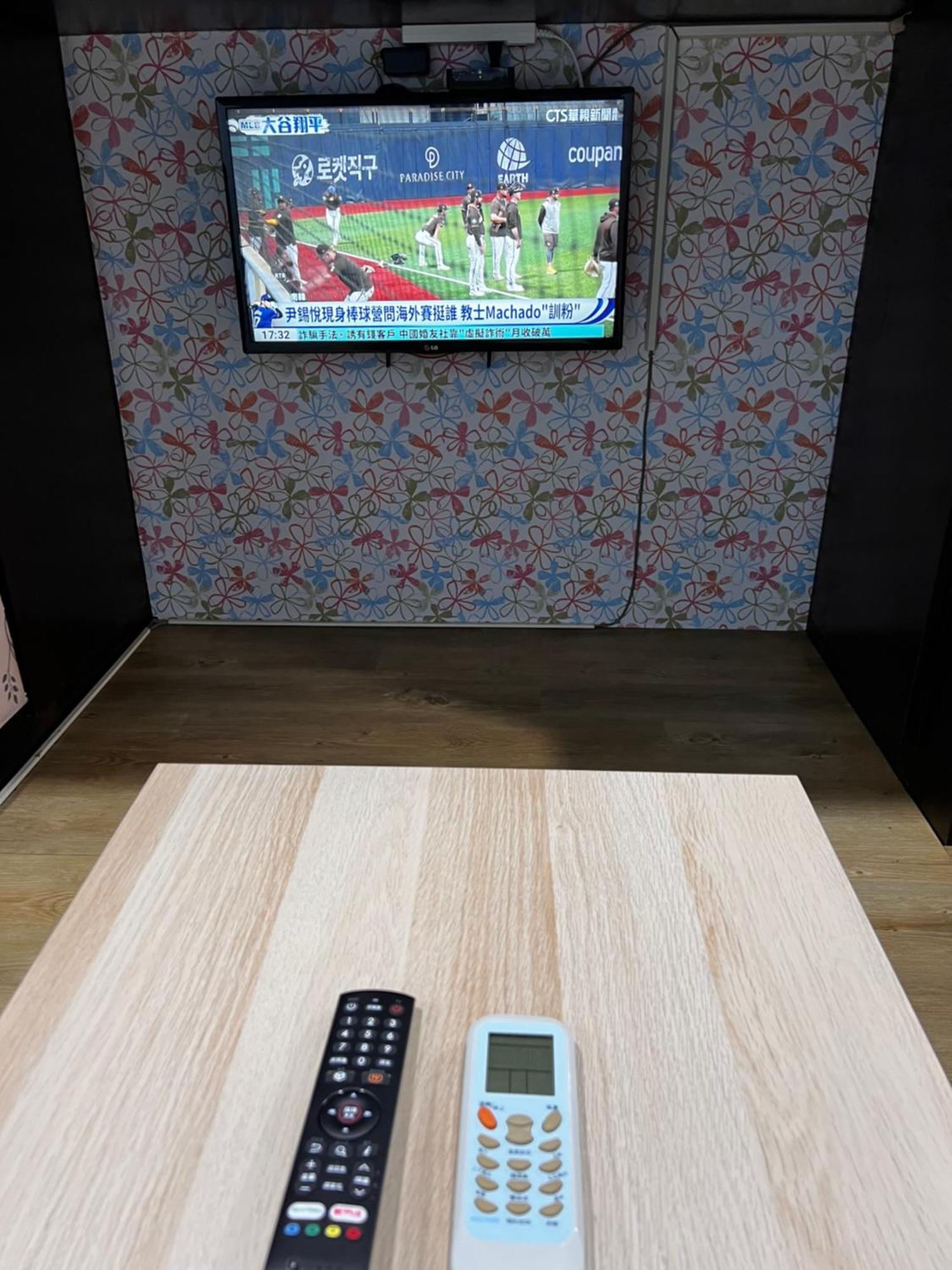 House Ximending Apartment Тайпей Екстериор снимка